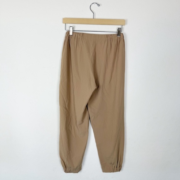 Aritzia Babaton Dexter Pant Starboard Tan Trouser Business Casual Elastic Waist - Picture 8 of 10